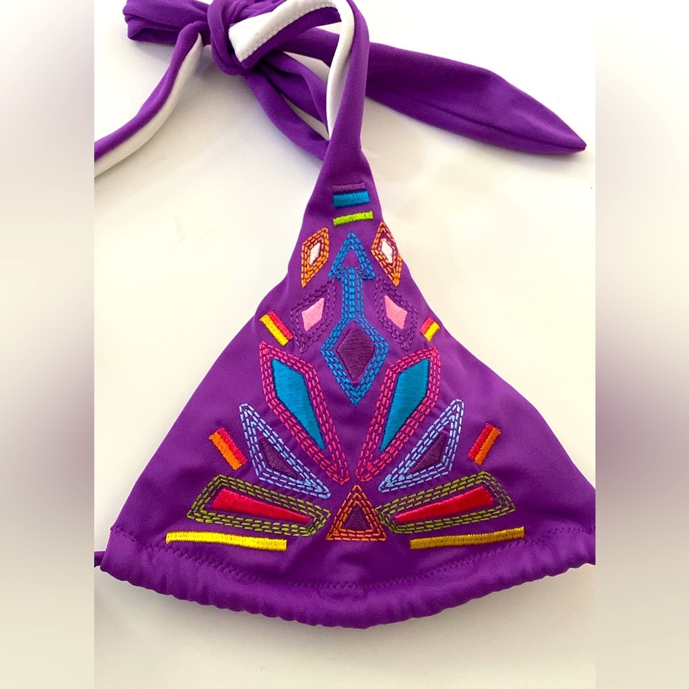 Victoria's Secret Women’s Swim embroidered purple bikini top size Small - Picture 2 of 7